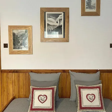 Marina Bed & Breakfast 3*