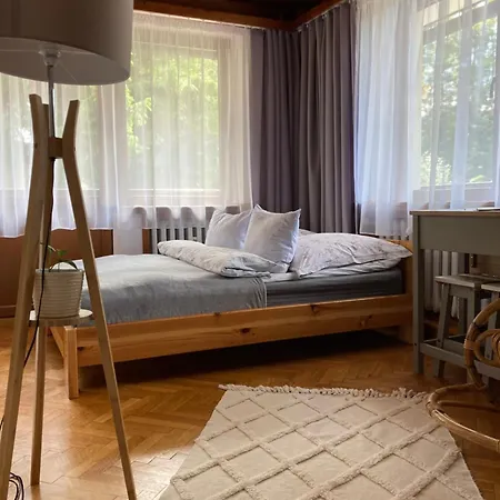 Marina Bed & Breakfast 3*